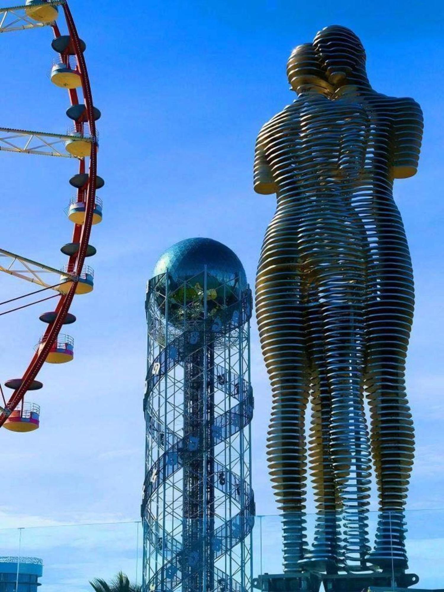 Orbi Aparthotel In Batumi Esterno foto