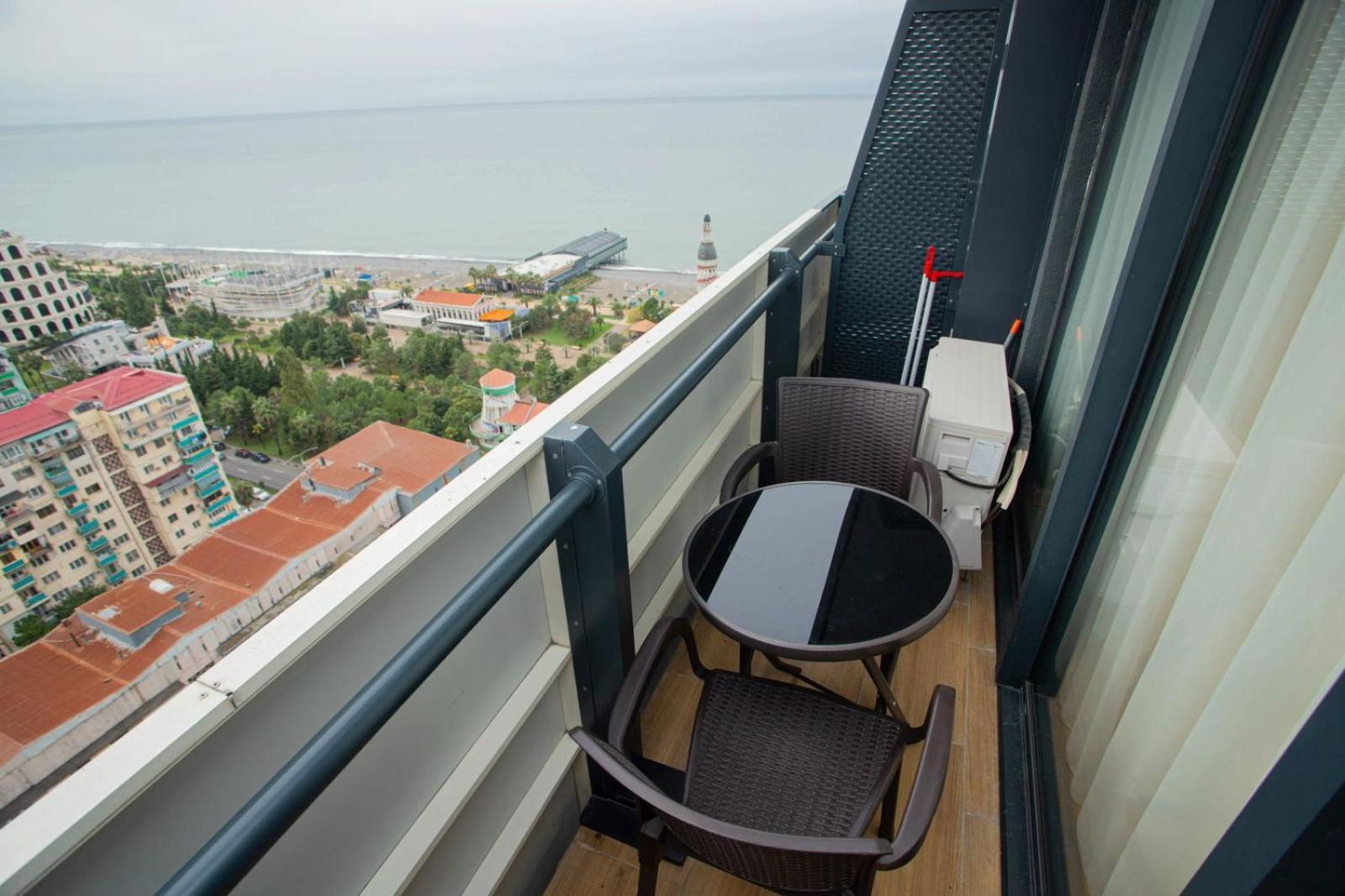 Orbi Aparthotel In Batumi Esterno foto